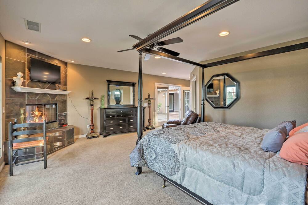 Photo of Bedroom in Lincoln Acres