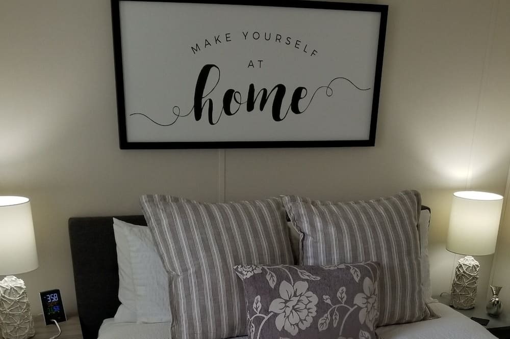 Photo of Bedroom in Loma Portal