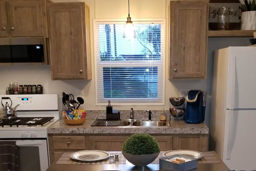 Photo of Kitchen in Loma Portal