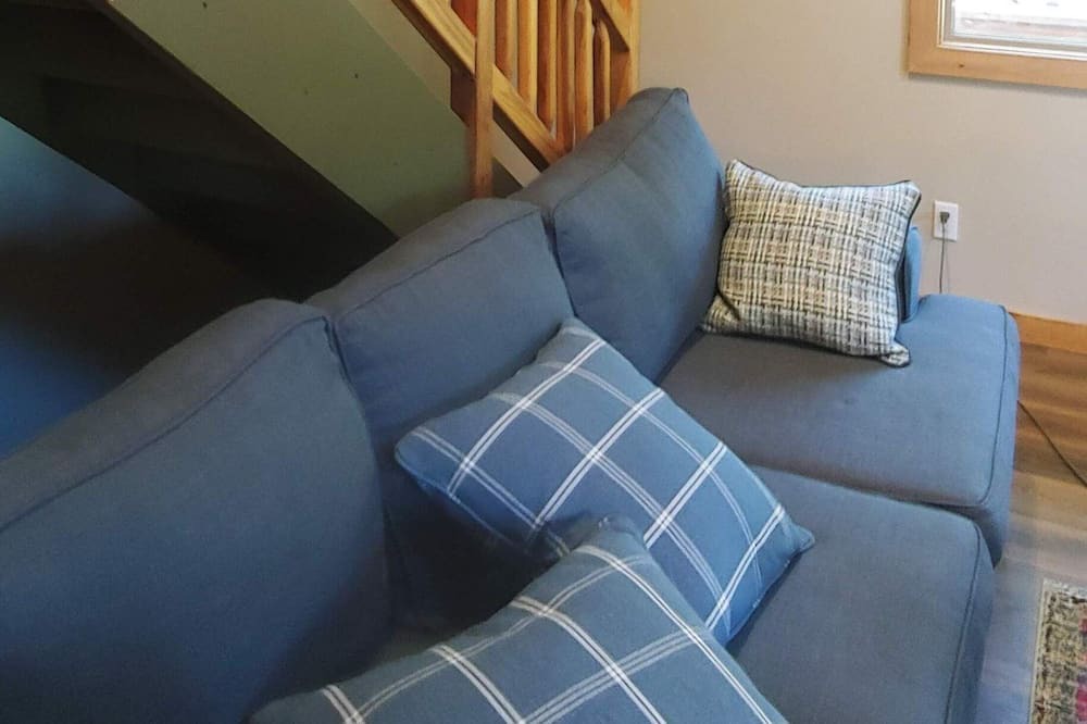 Photo of Bedroom in North Upper Truckee