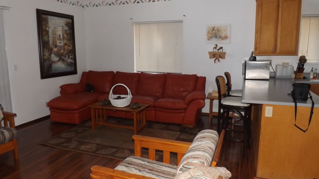Photo of Livingroom in Groveland
