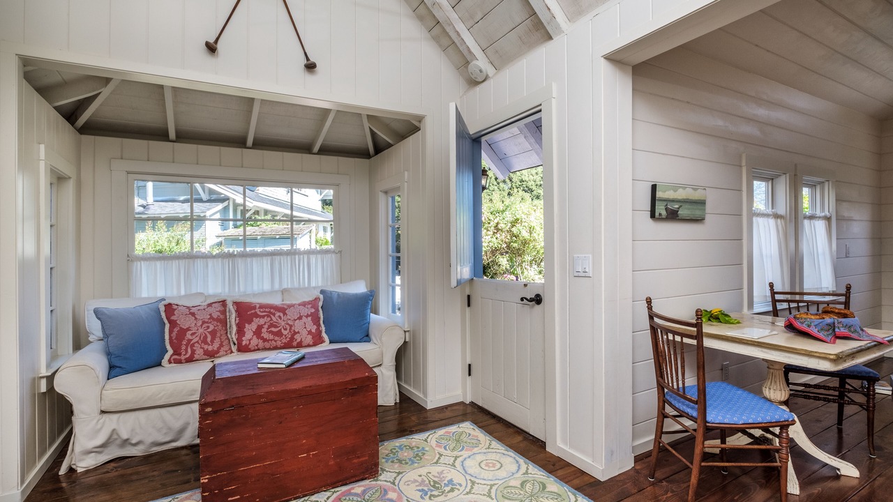 Photo of Livingroom in Carmel