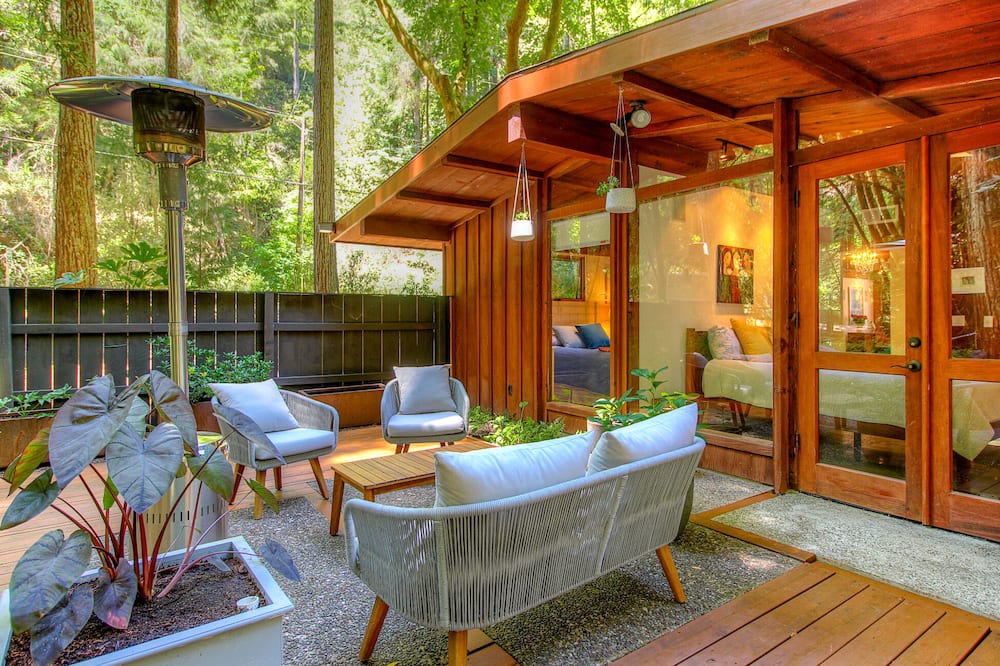 Photo of Patio Balcony in Forestville