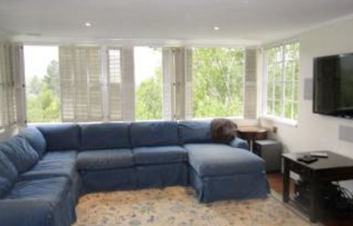 Photo of Livingroom in San Anselmo