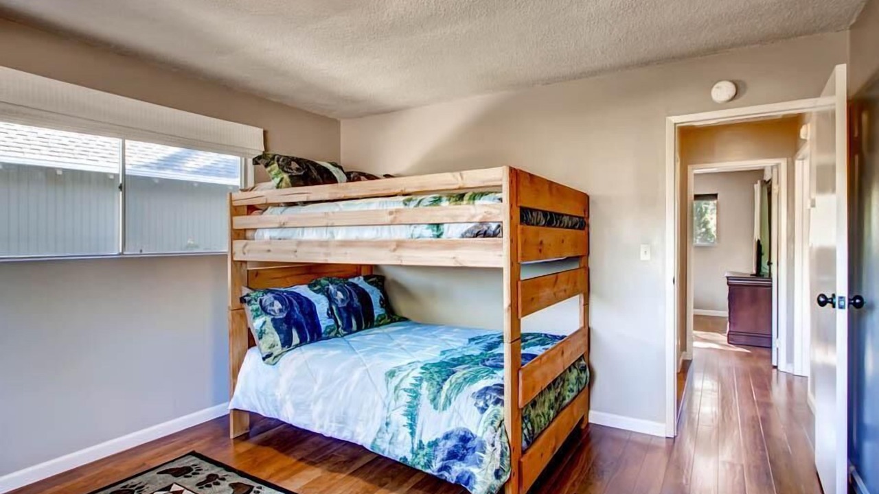 Photo of Bedroom in Oakhurst