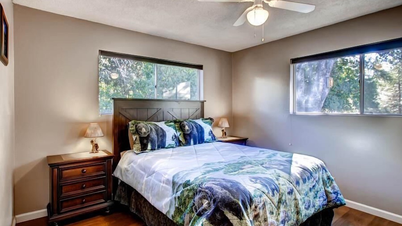 Photo of Bedroom in Oakhurst