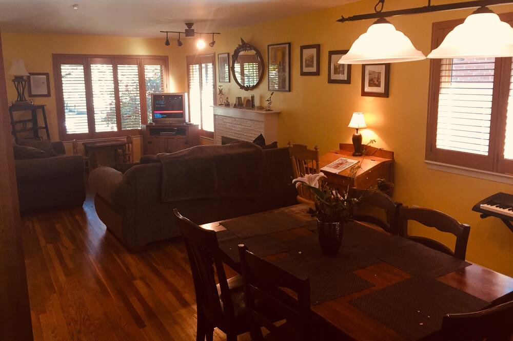 Photo of Bedroom in East Sacramento