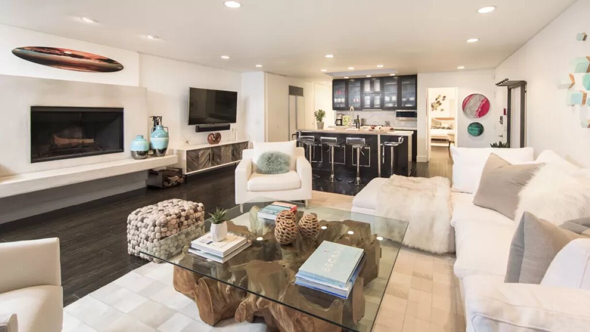 Photo of Livingroom in Malibu