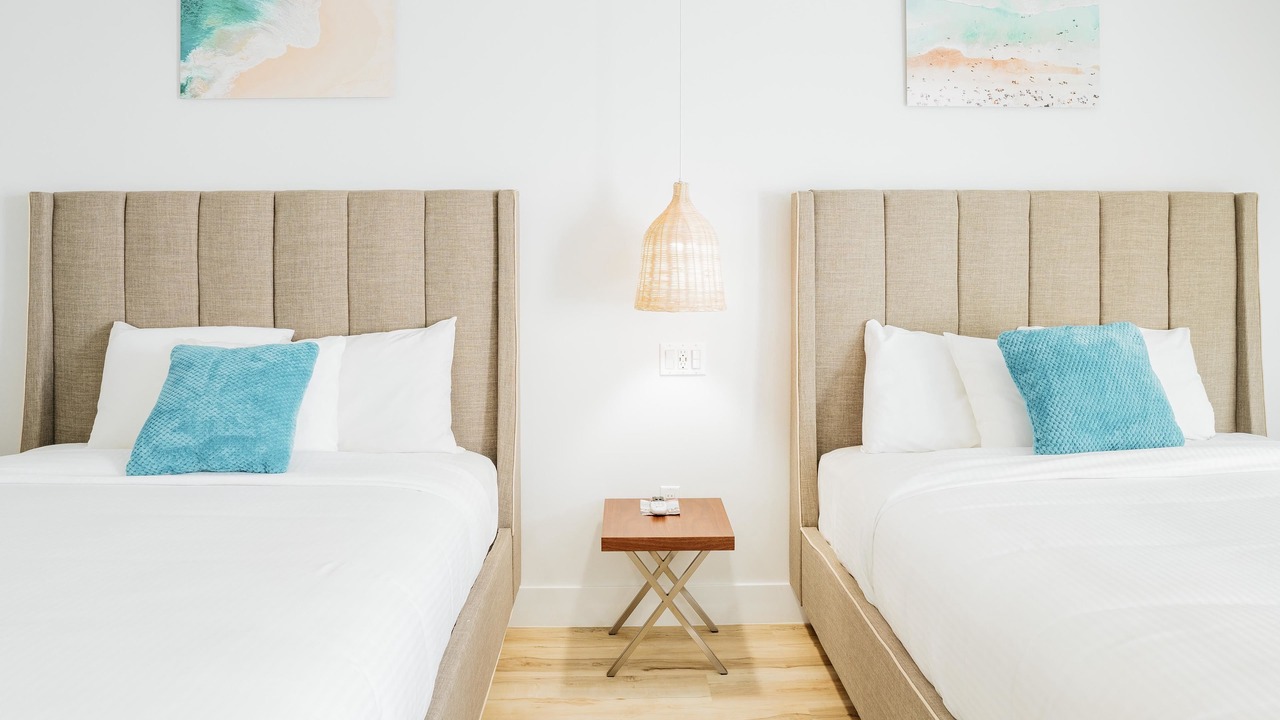 Photo of Bedroom in Belmont Shore