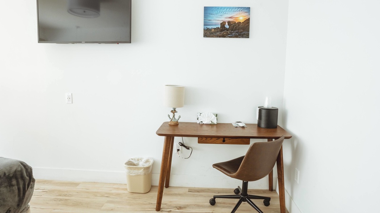 Photo of Bedroom in Belmont Shore