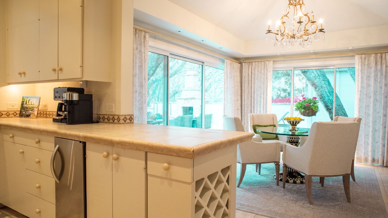 Photo of Kitchen in Quail Lodge