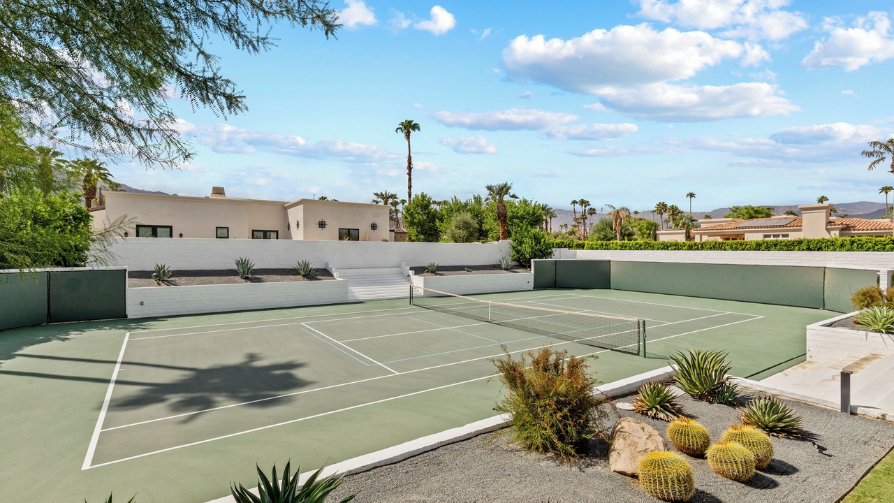 Photo of Others in Indian Wells