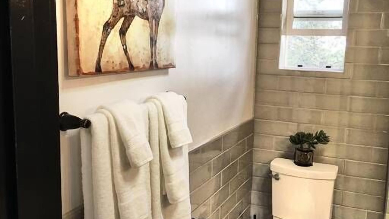 Photo of Bathroom in Mariposa
