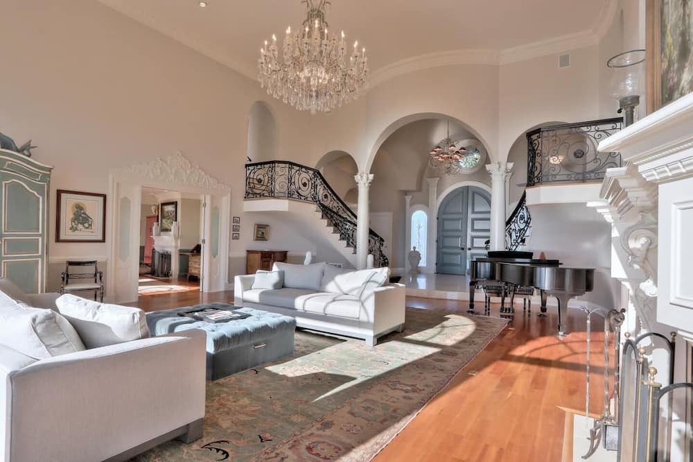 Photo of Livingroom in La Selva Beach