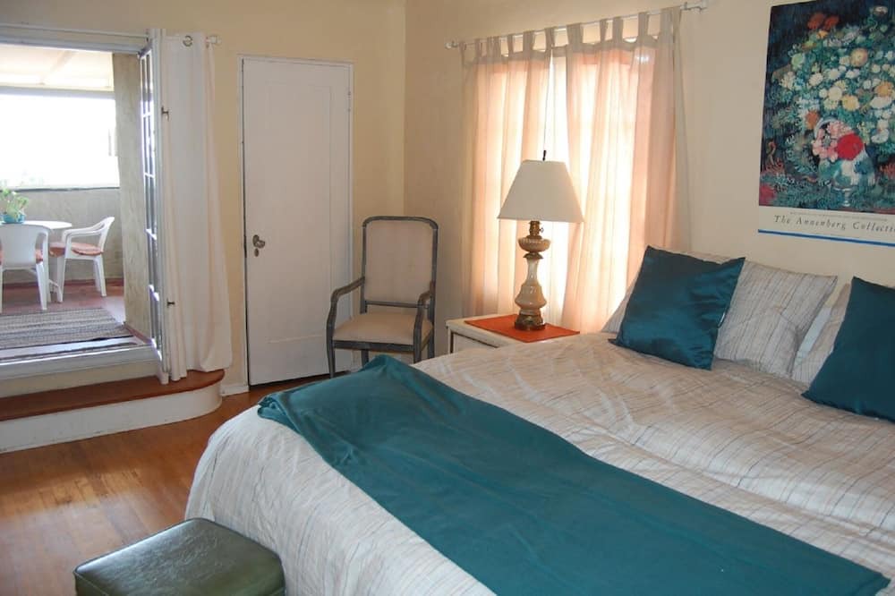 Photo of Bedroom in Los Feliz