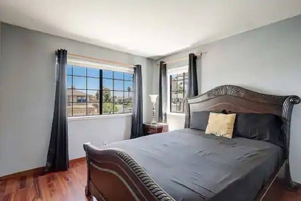 Photo of Bedroom in Union City