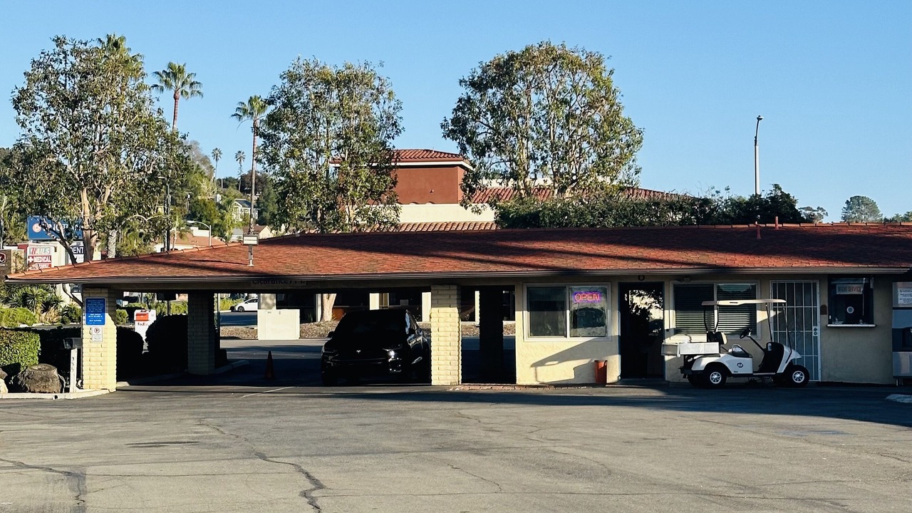 Photo of Outdoor in Vista