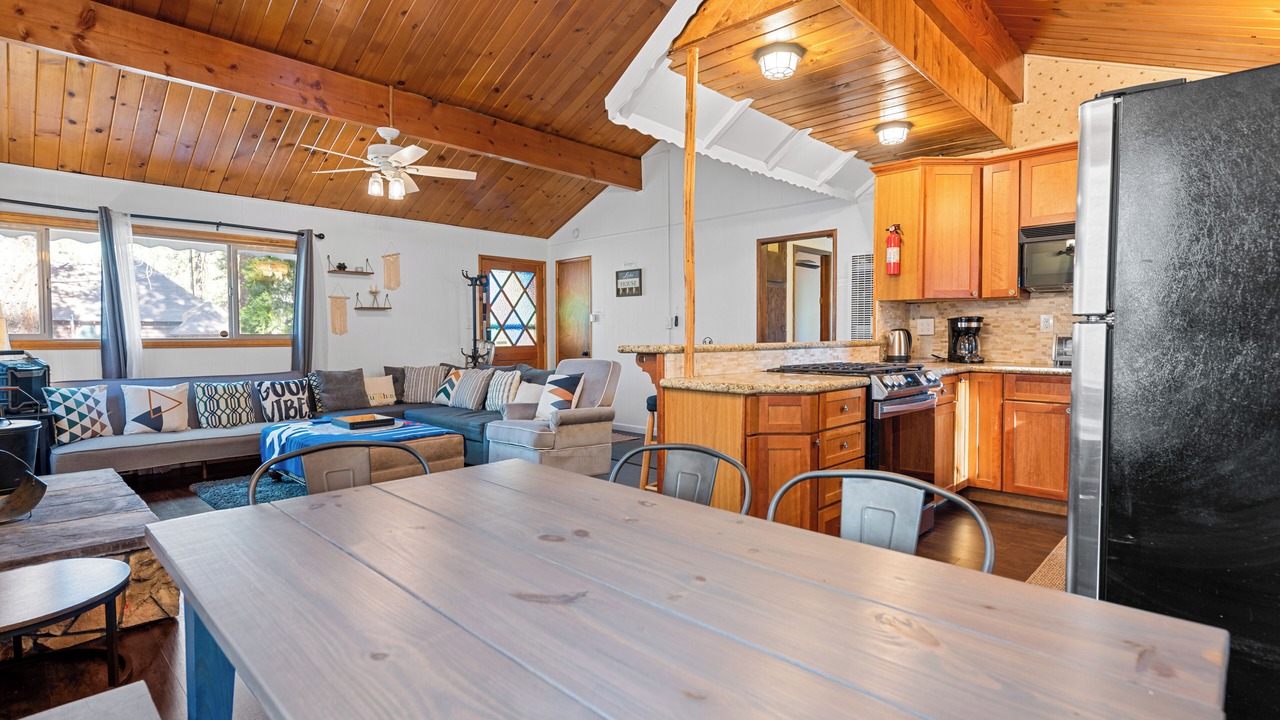 Photo of Kitchen in Big Bear City