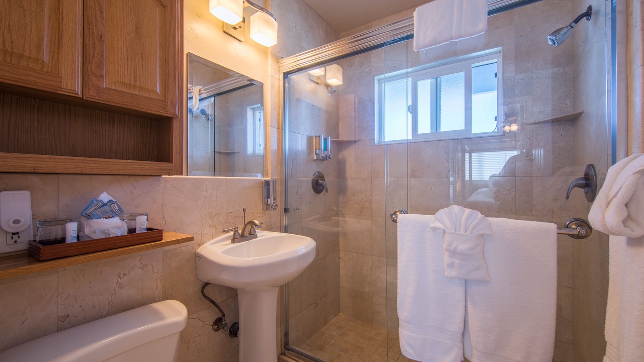 Photo of Bathroom in Sunset Cliffs
