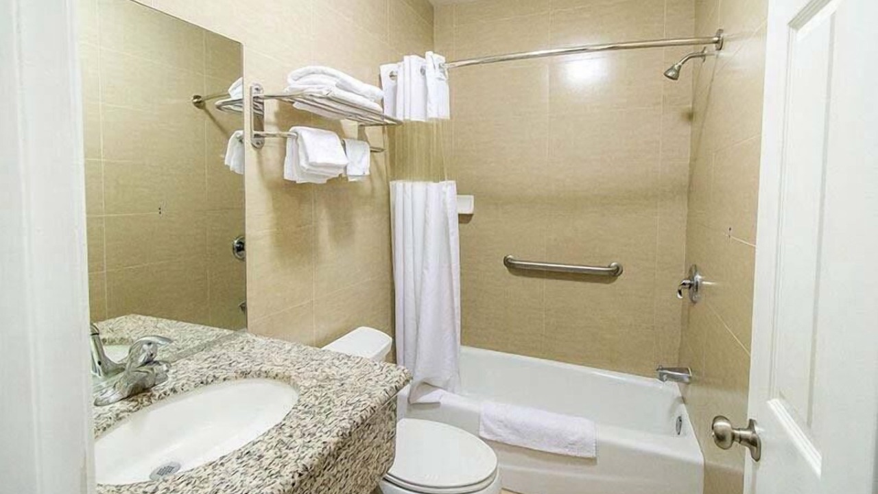 Photo of Bathroom in Studio City
