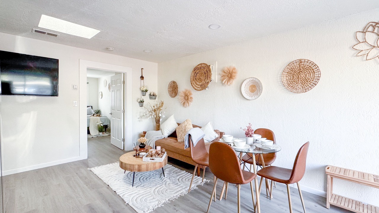 Photo of Livingroom in North Whisman