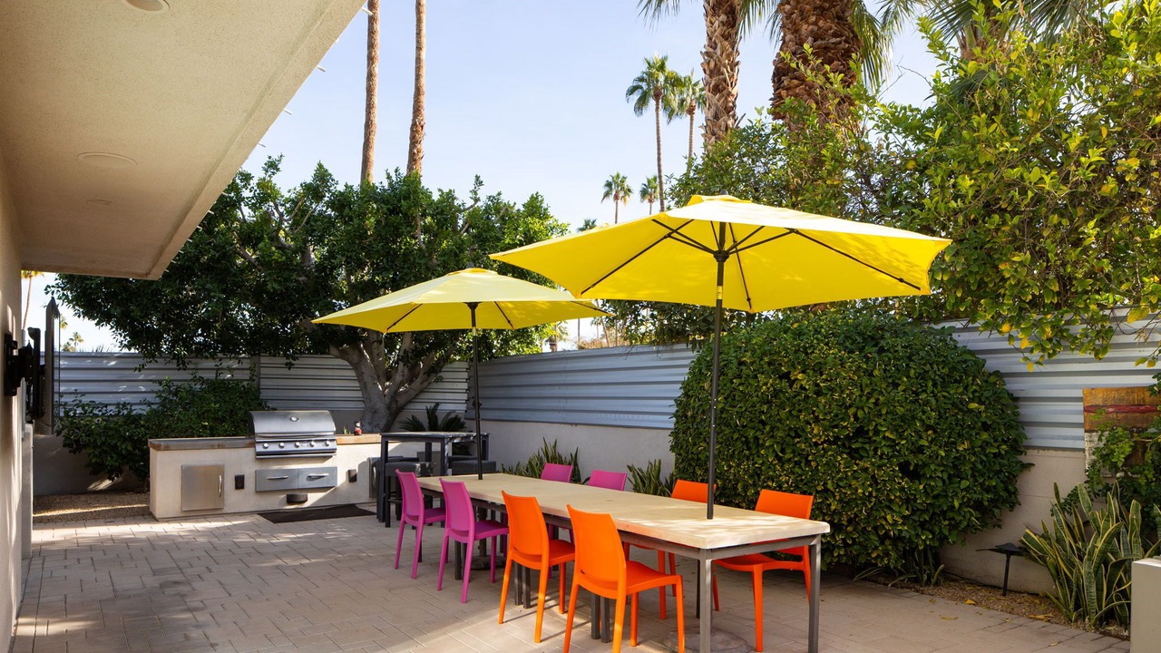 Photo of Outdoor in Warm Sands