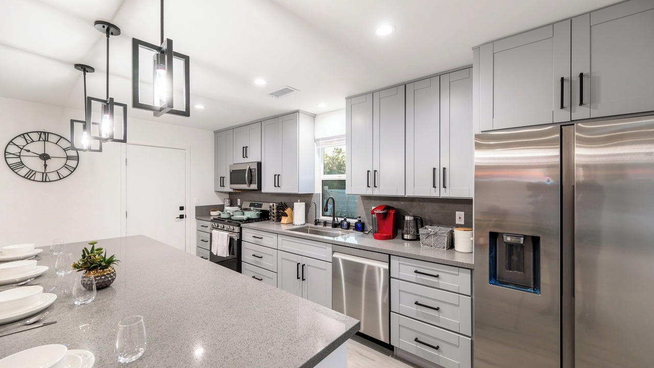 Photo of Kitchen in Canoga Park
