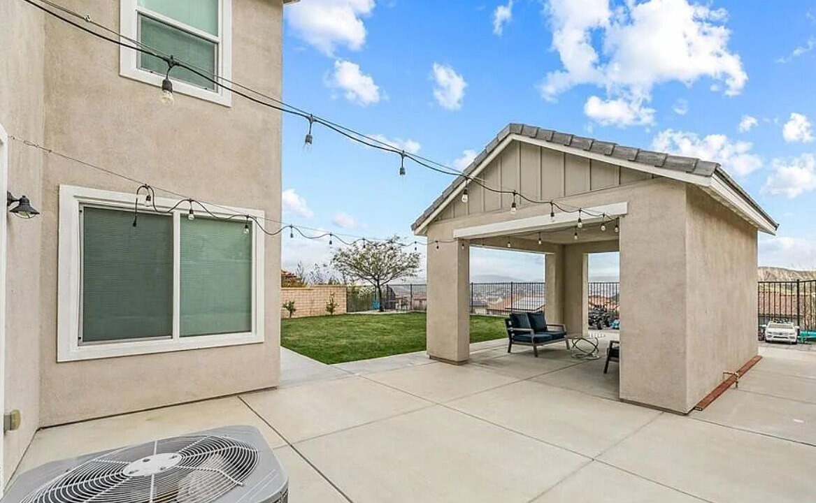 Photo of Patio Balcony in Canyon Country