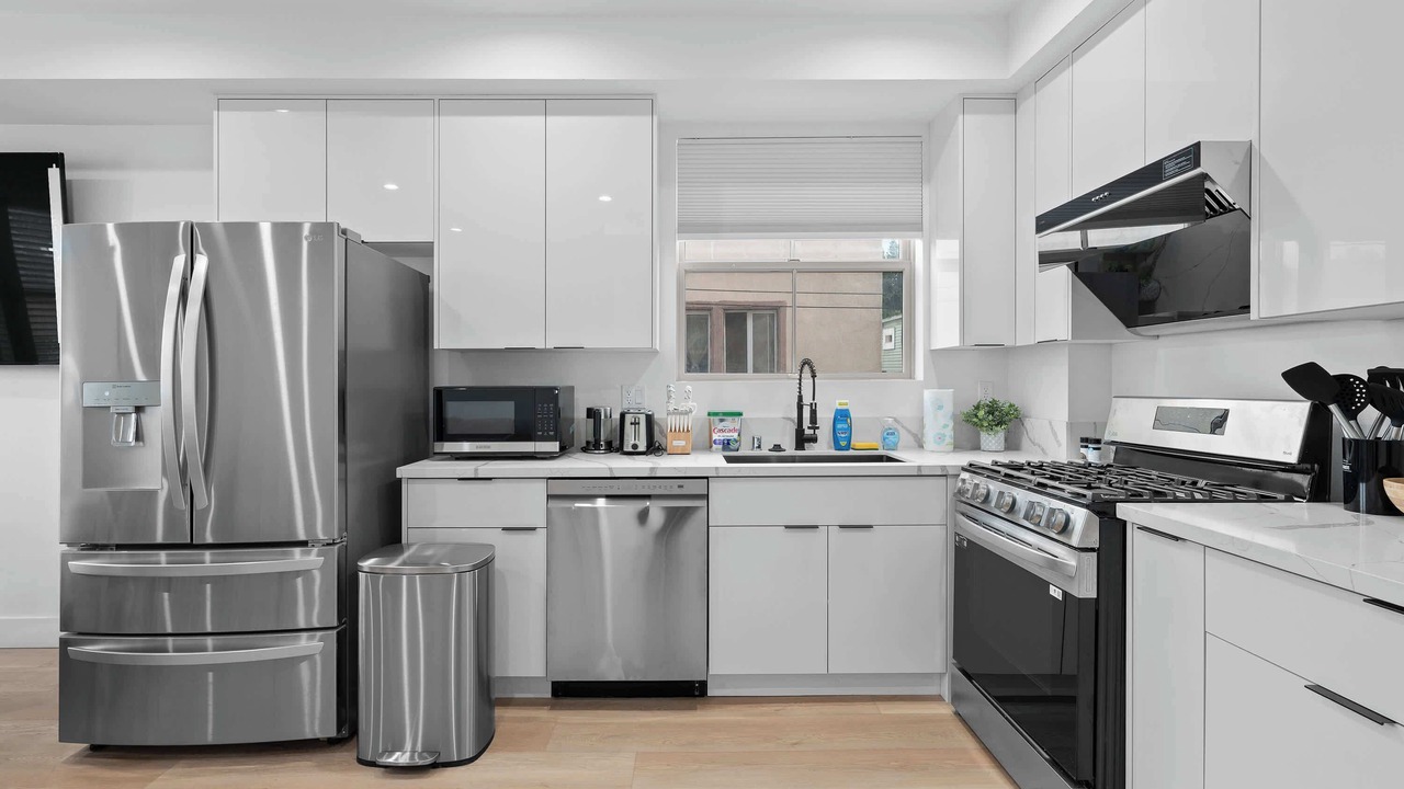 Photo of Kitchen in Pico-Union