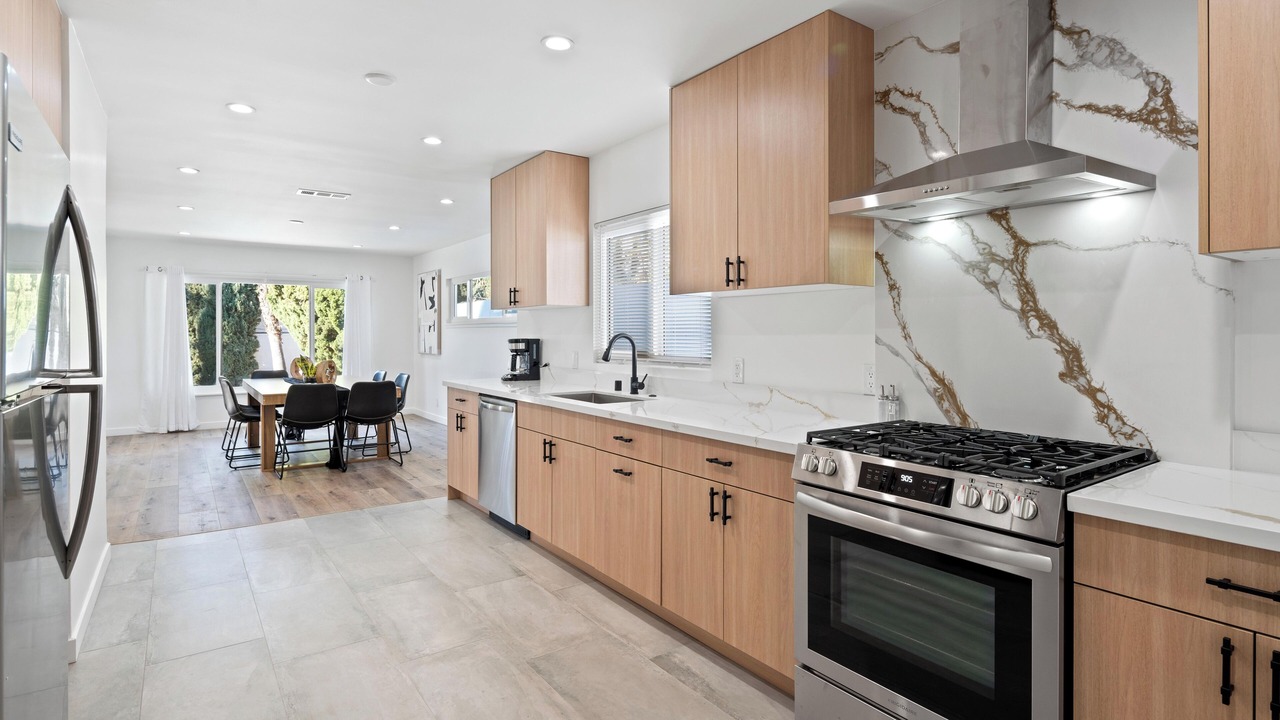 Photo of Kitchen in Valley Glen