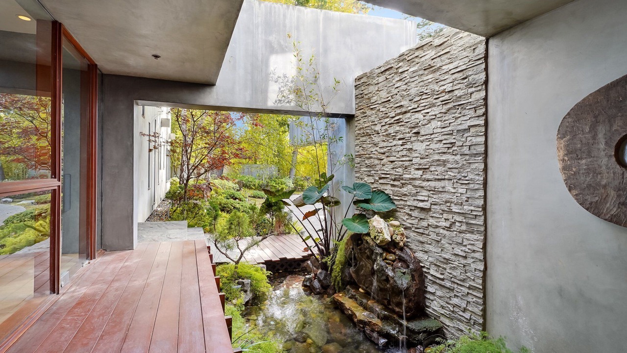 Photo of Patio Balcony in Bel Air