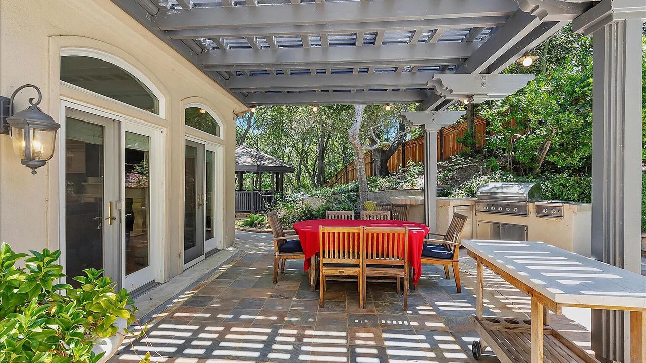 Photo of Outdoor in Saratoga