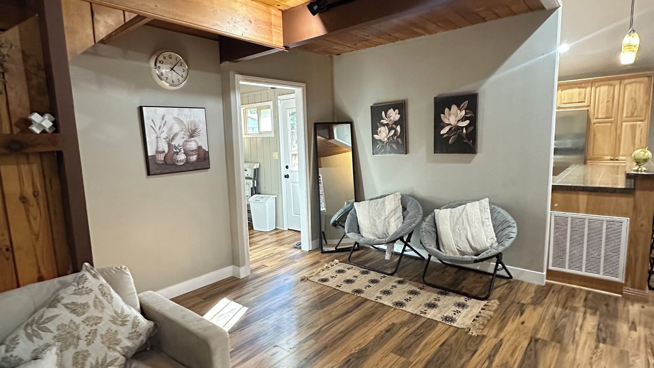 Photo of Livingroom in Pollock Pines