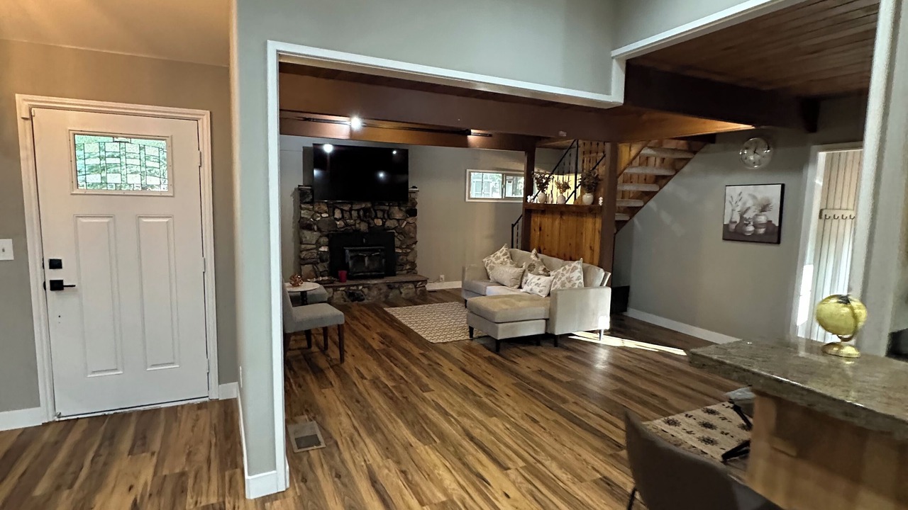 Photo of Livingroom in Pollock Pines