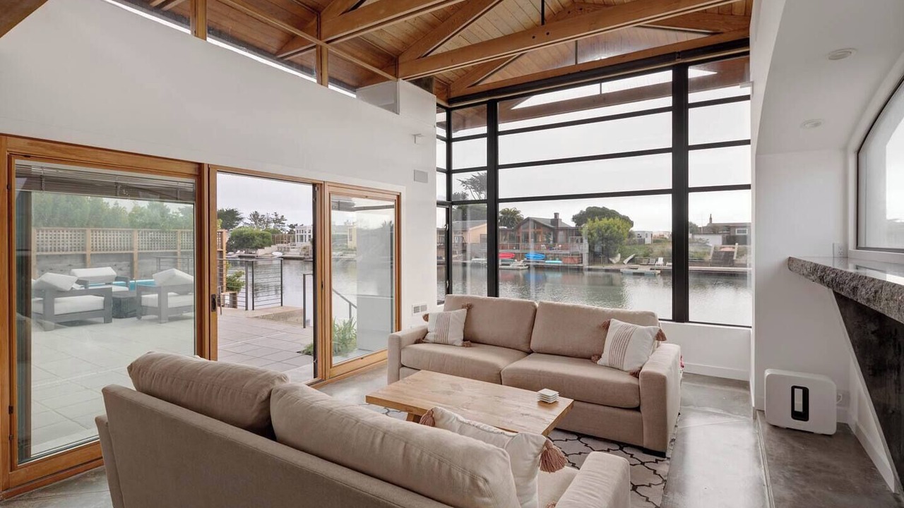 Photo of Livingroom in Stinson Beach