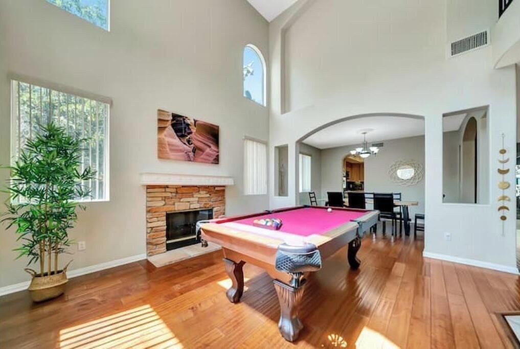 Photo of Bedroom in Tarzana