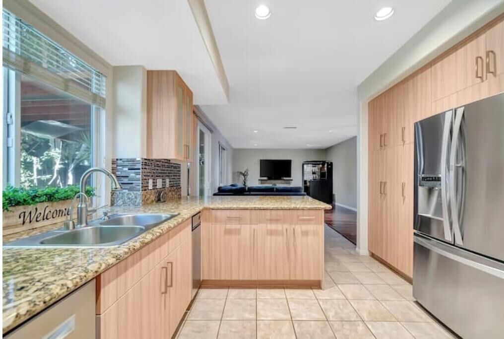 Photo of Kitchen in Tarzana