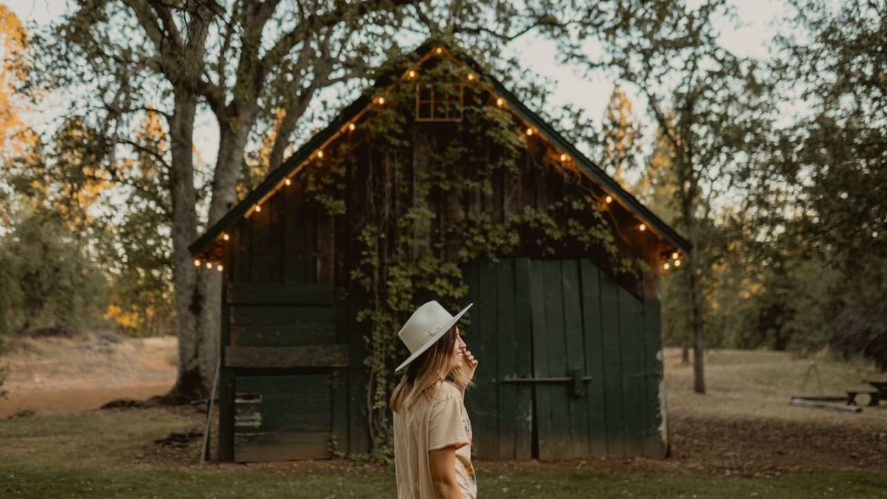Photo of Others in Mariposa