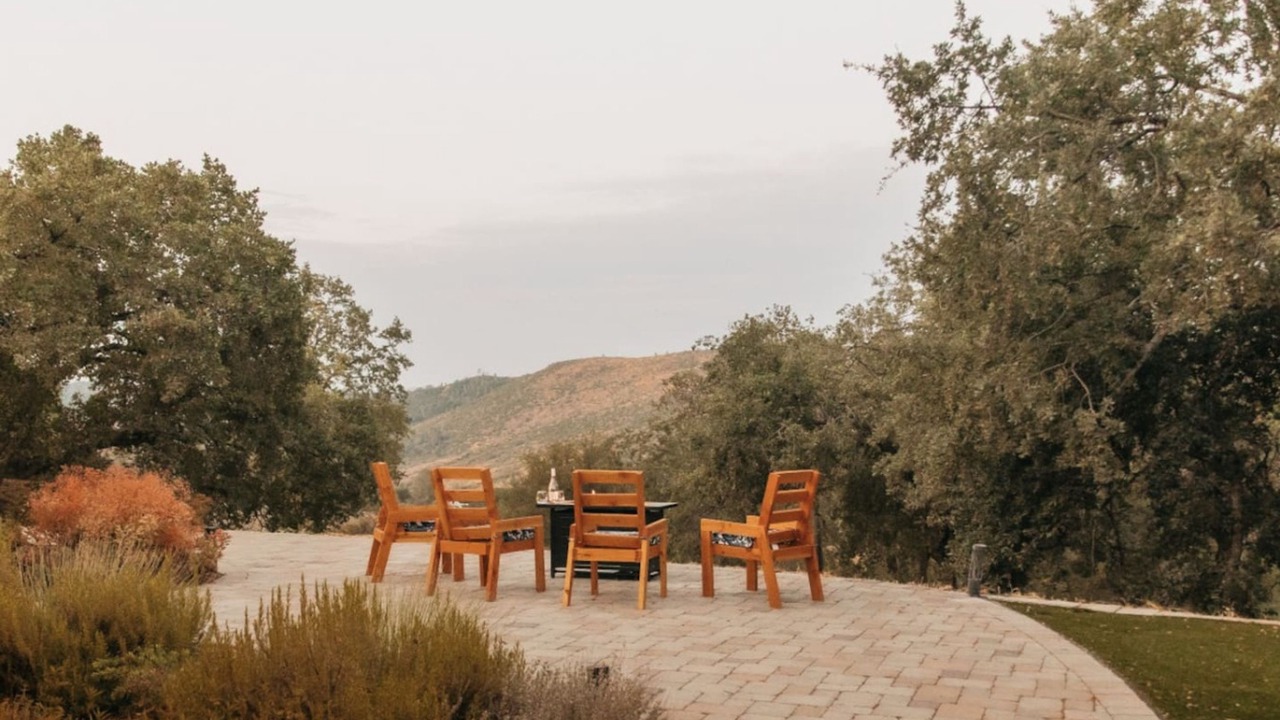 Photo of Others in Mariposa