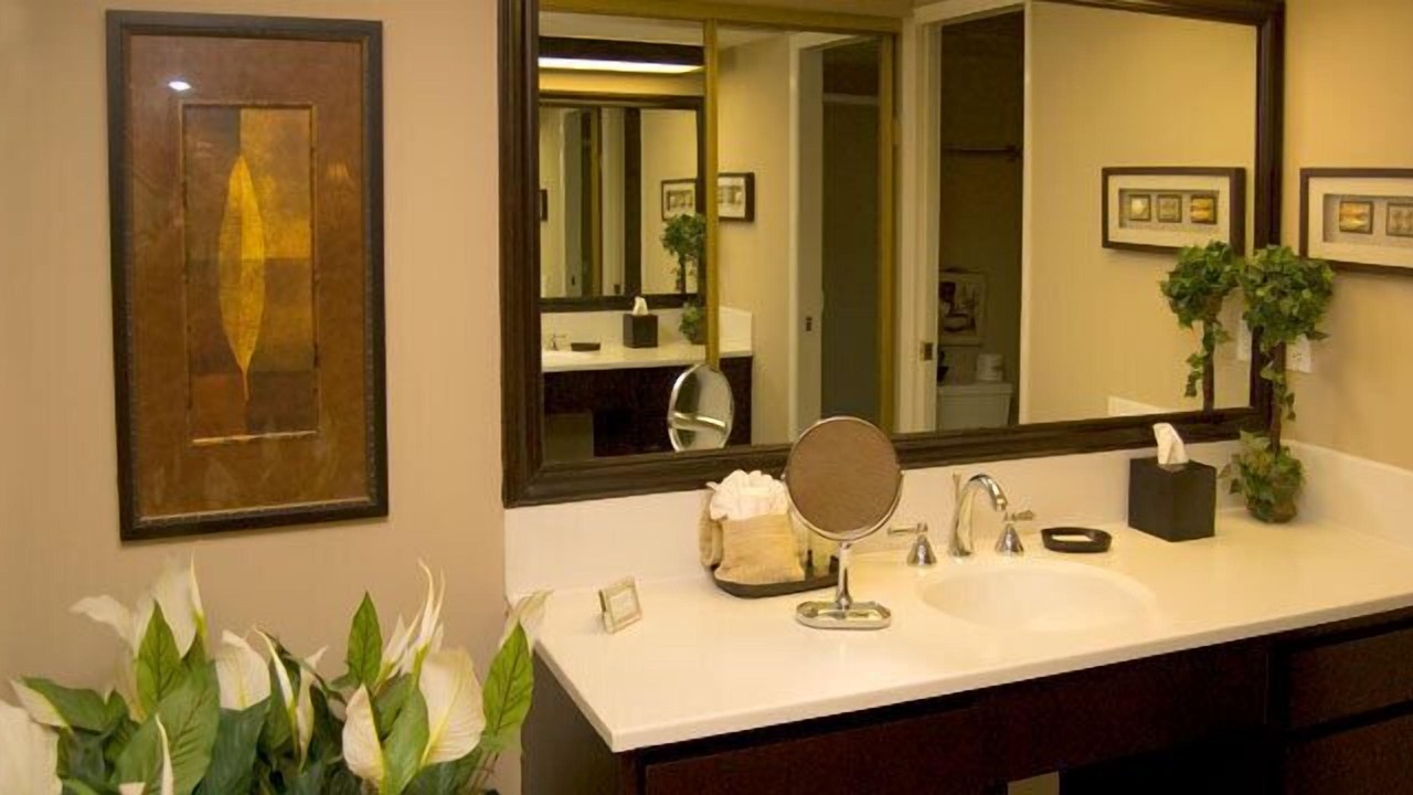 Photo of Bathroom in Golden Rectangle