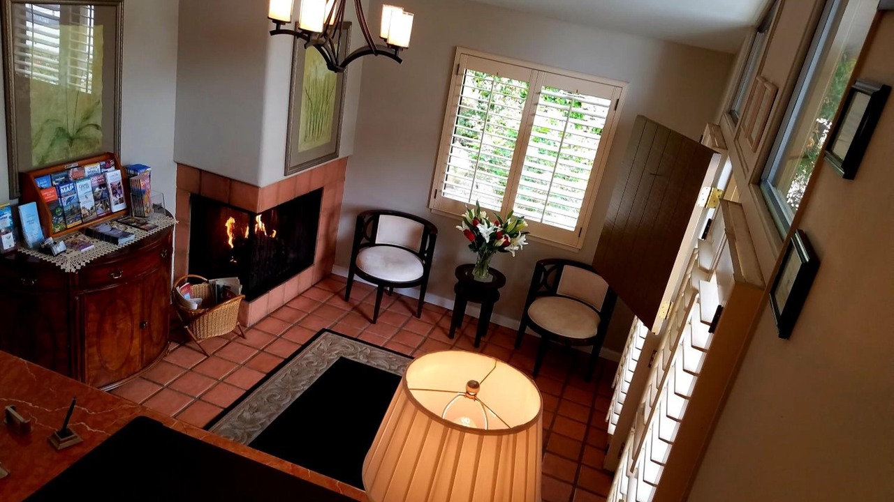 Photo of Livingroom in Golden Rectangle