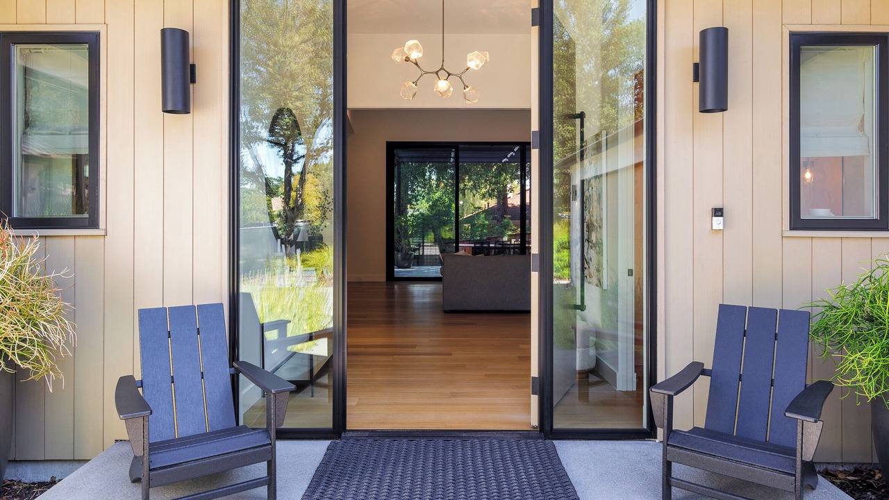 Photo of Outdoor in Sharon Heights