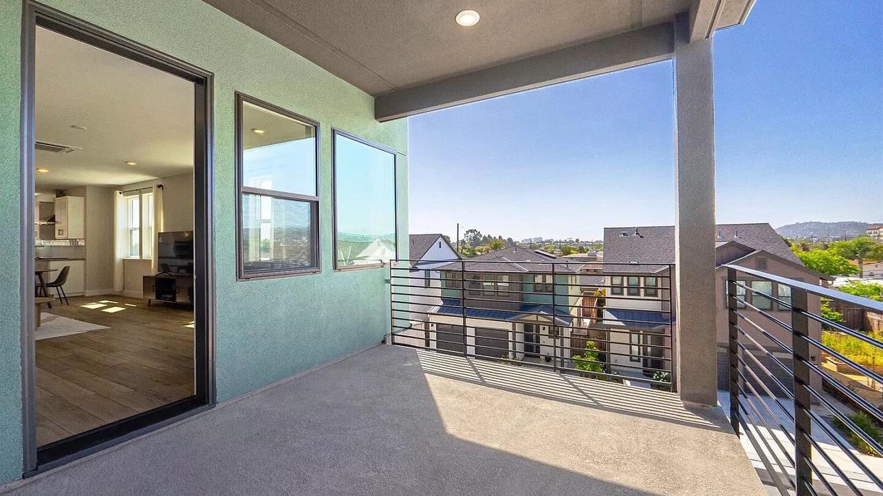 Photo of Patio Balcony in East San Mateo