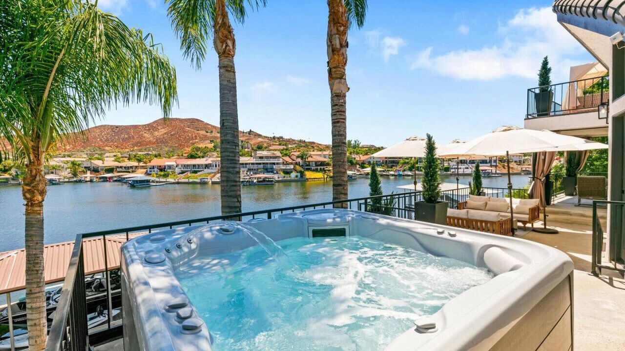 Photo of Outdoor in Canyon Lake
