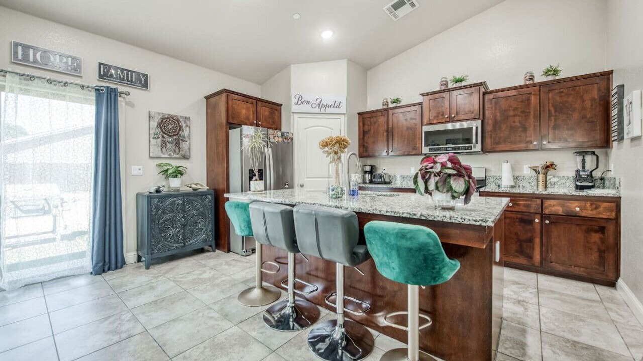 Photo of Kitchen in Roosevelt