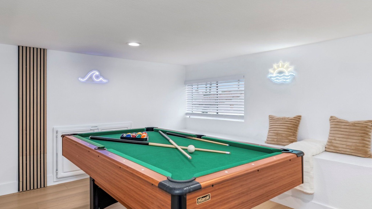 Photo of Bedroom in Belmont Shore
