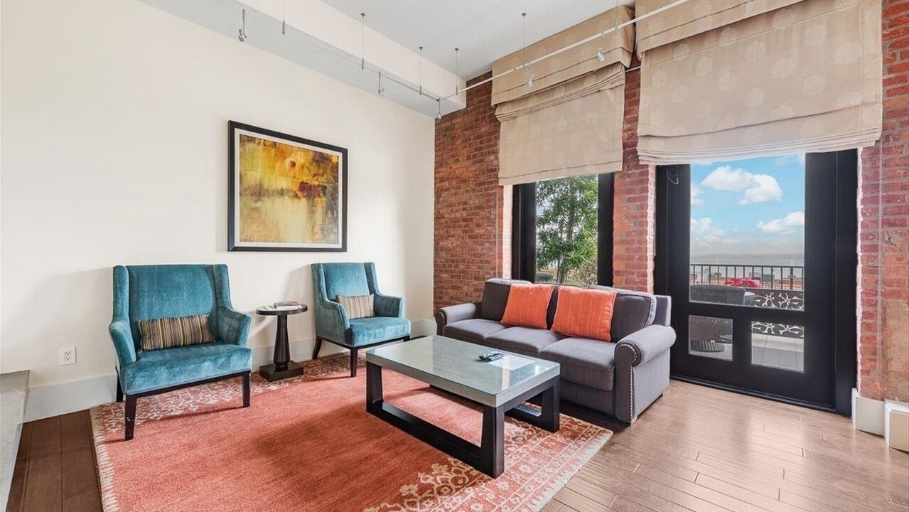 Photo of Livingroom in Fisherman's Wharf