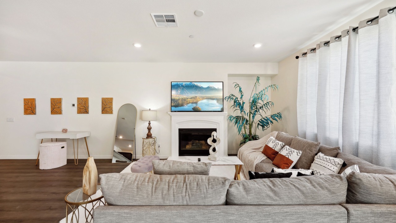 Photo of Livingroom in Sun City