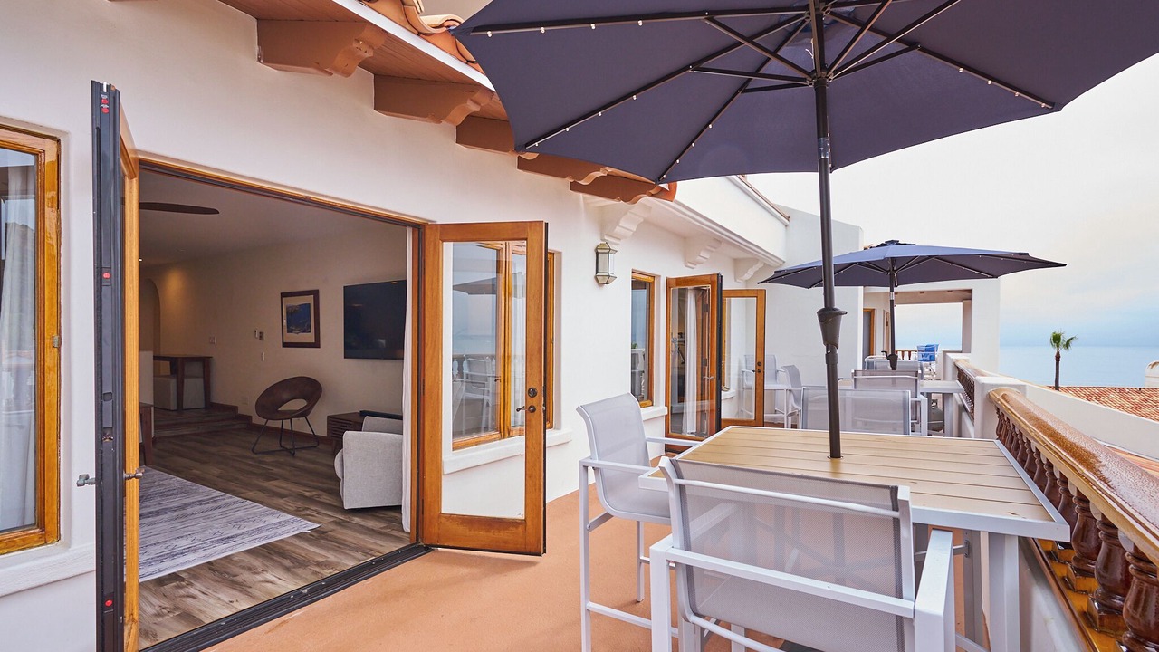 Photo of Outdoor in Avalon