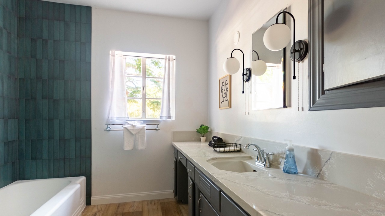 Photo of Bathroom in Roosevelt